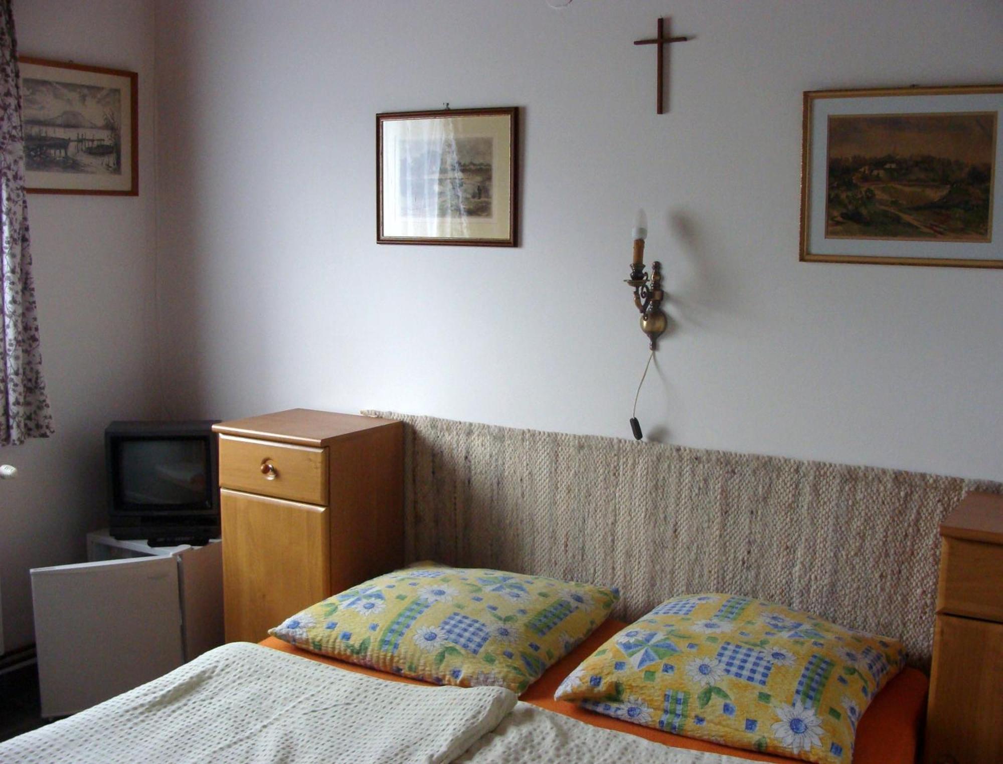 Hotel Andras Nadfedeles Vendeghaz Tihany Exteriér fotografie